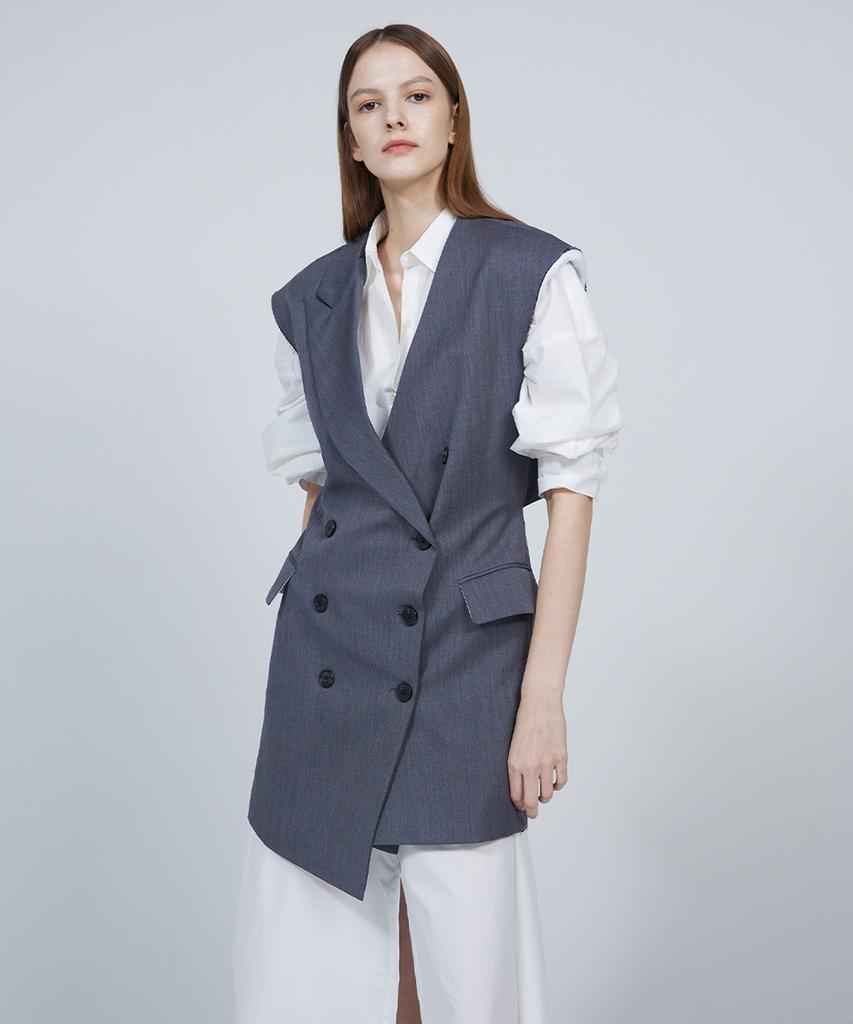 Meuameu Signature Back Slit Sleeveless Dress