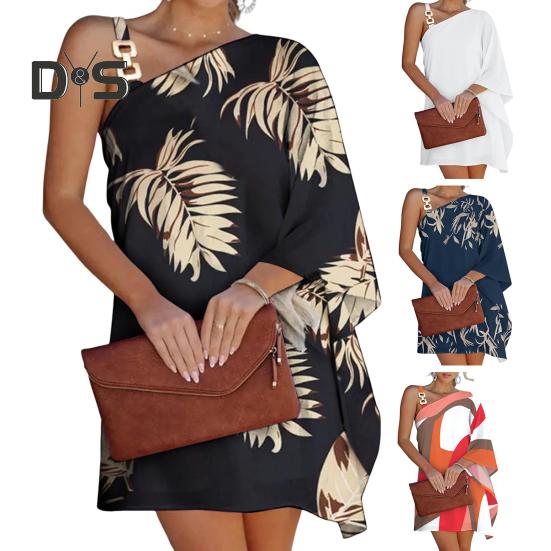 Летнее женское платье с одним рукавом «летучая мышь» с открытыми плечами, нерегулярный принт, наклонный вырез, свободная цепочка, декор, пляжное мини-платье для отпуска