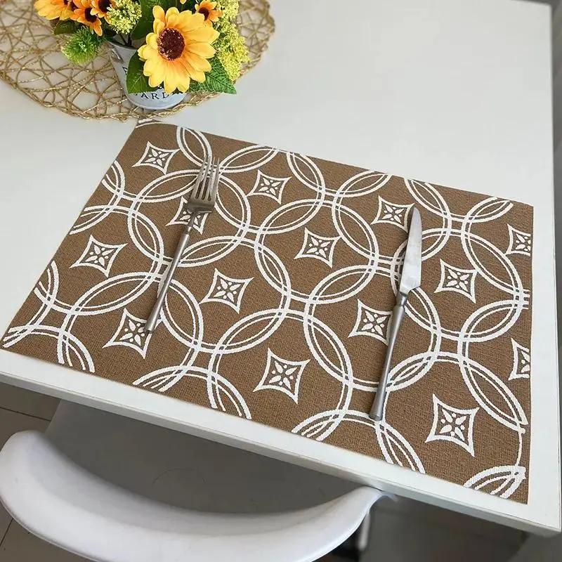 Джутовый ПВХ Плейсмат Квадратный Имитация Пеньки Ретро Изоляционная Подкладка Скандинавский Моющийся Плетеный Коврик для Еды Плейсмат для Декора Обеденного Стола Подкладка