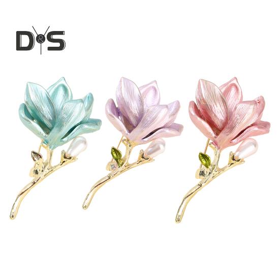 Magnolia Brooch Zinc Alloy Pin with Oil Dripping Process Decorative Pin T-Shirts Dresses Coats Badge Jewelry Accessory