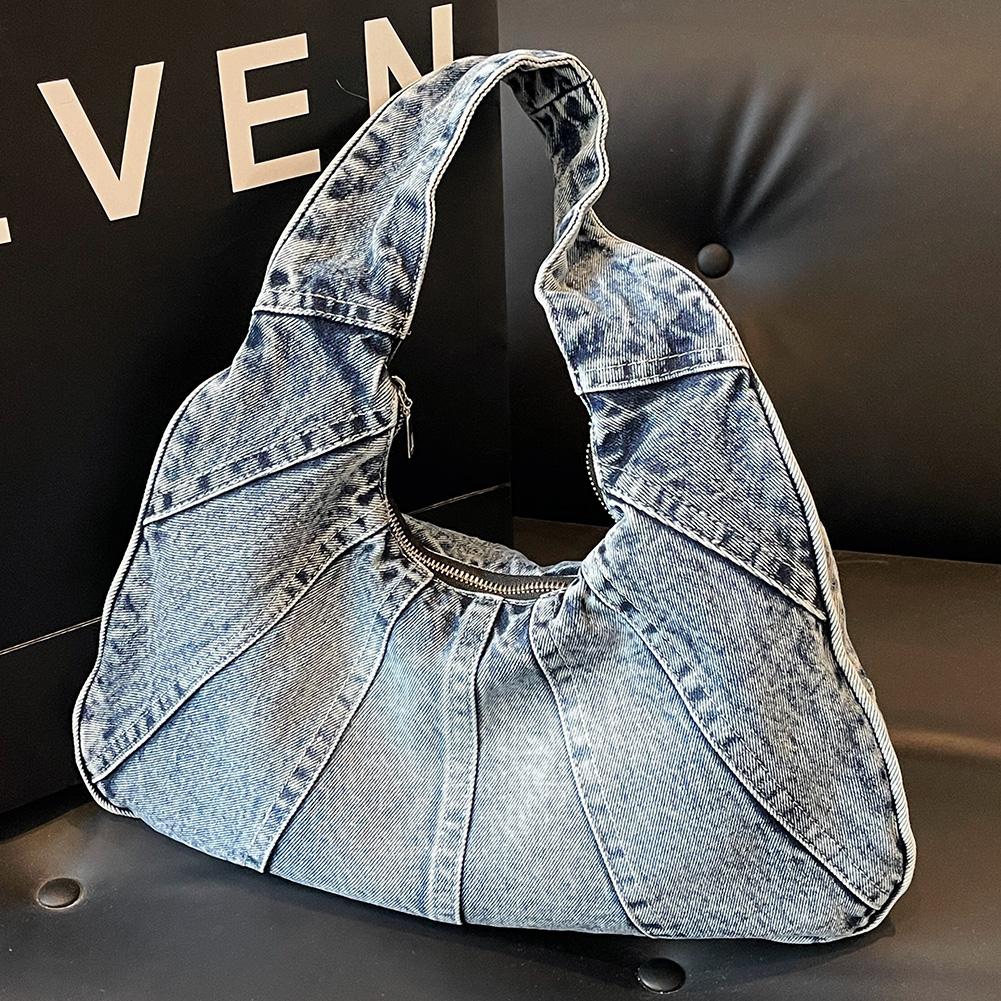 Women Denim Shoulder Bag Trendy Jean Purse With Pocket Underarm Purse Clutch Bag for Work Travel Shopping