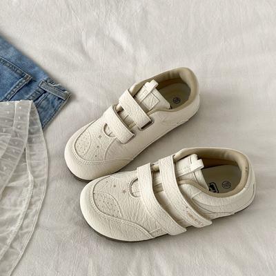 Универсальные белые туфли на липучке с круглым носком Женские 2025 Новые осенние ретро туфли-хлебушки Повседневные туфли для моральной подготовки