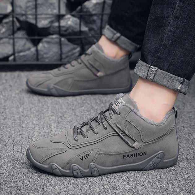 Зимняя плюшевая спортивная повседневная обувь. Рабочая одежда. Обувь. Удобная и модная модная легкая мягкая подошва и модная обувь.