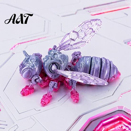 Movable Jointed Fantasy Creature 3D Printed Articulated Bee Fidget Toy, Flexible Joint Figurine with Keychain, Creative Desktop Gift for