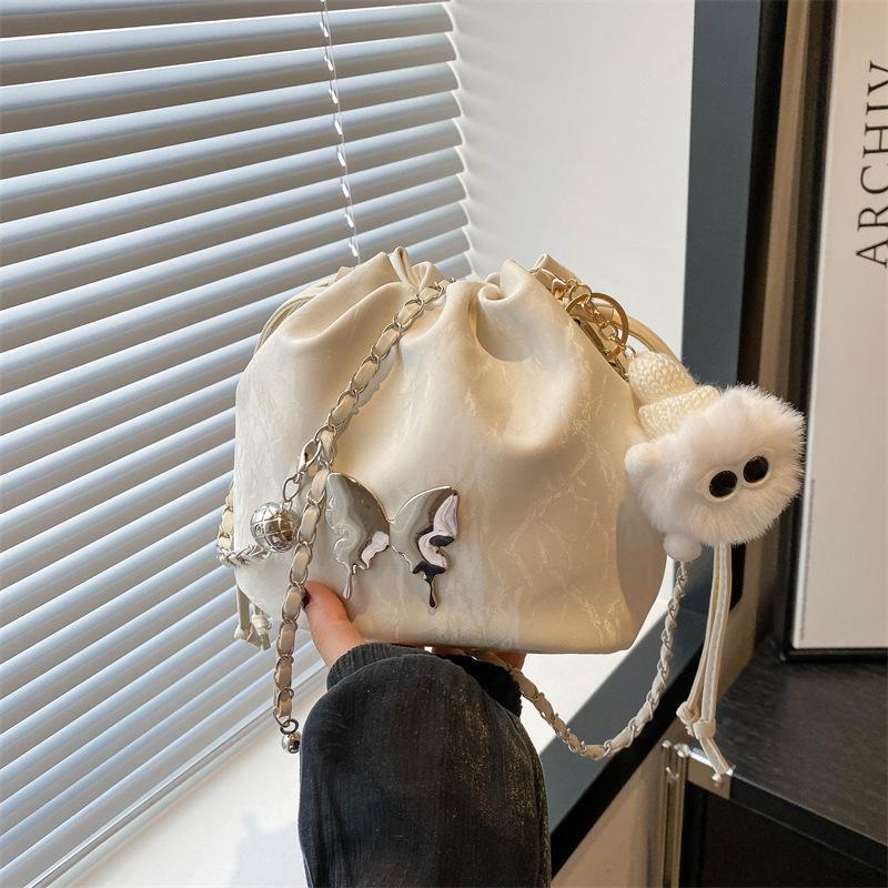 Летняя маленькая сумка женская новая высококлассная нишевая дизайнерская цепочка сумка-мессенджер модная сумка-ведро