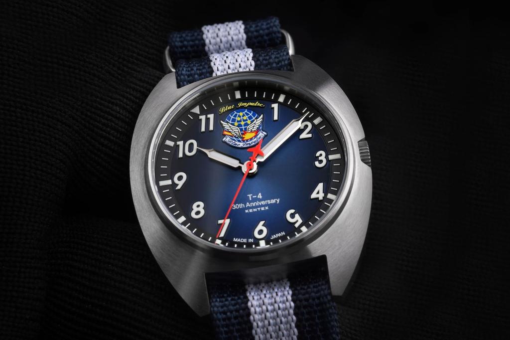 Kentex Blue Impulse Classic Standard Модель к 30-летию T-4 S798M-06