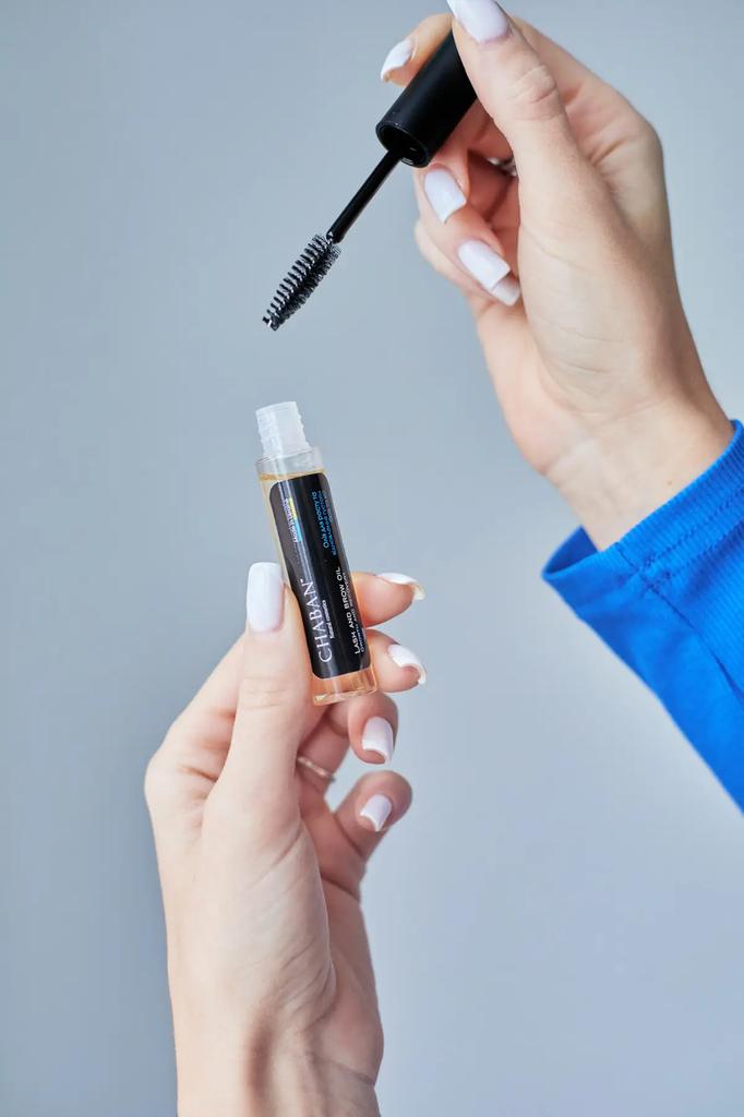 Oil for Growth and Restoration of Eyelashes Chaban 9 Ml