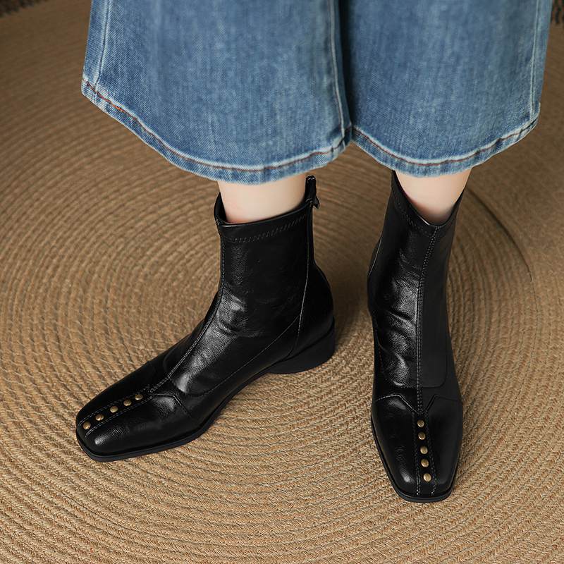 Krazing Pot Зимние ботильоны из микрофибры с квадратным носком, современный размер 33, размер 43, металлические заклепки, средний каблук, на молнии, женские ботильоны