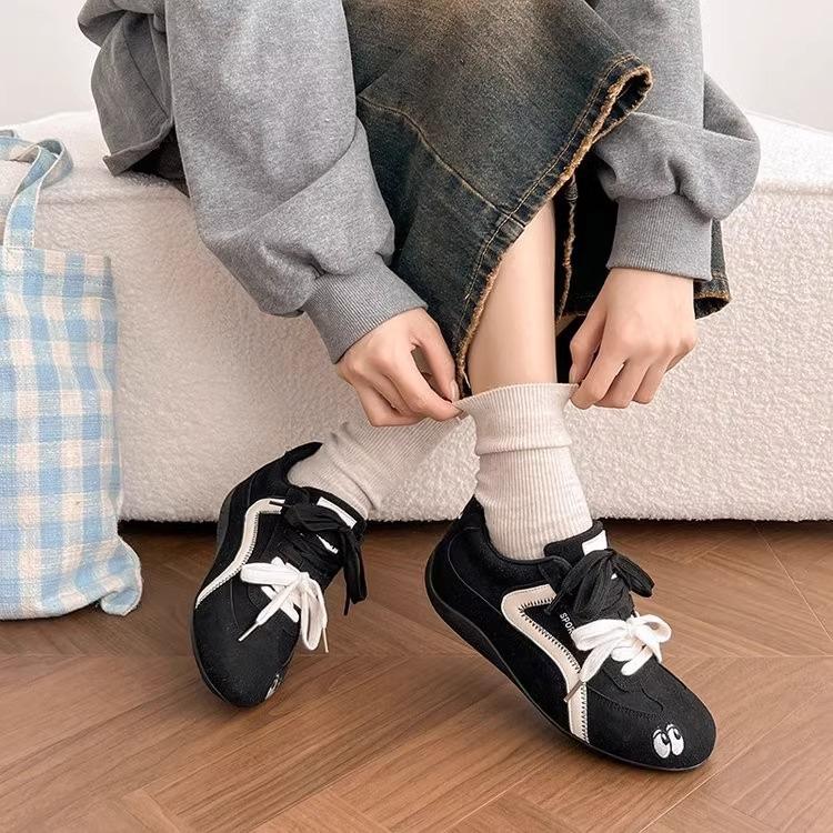 Нишевые ретро красные туфли-яблоки на тонкой подошве женские пара шнурков универсальные спортивные и повседневные на плоской подошве для пары немецкие тренировочные туфли