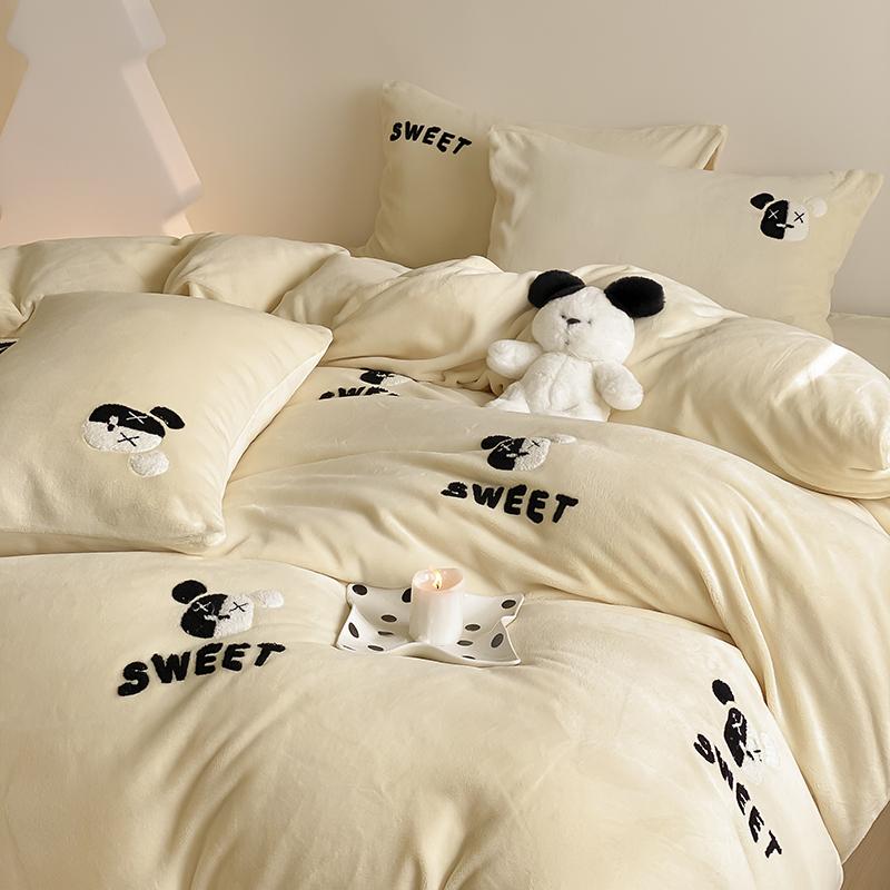 Mei Yun Ge Thick Milk Velvet Cartoon Towel Embroidered Cool Bear Series Four Piece Set