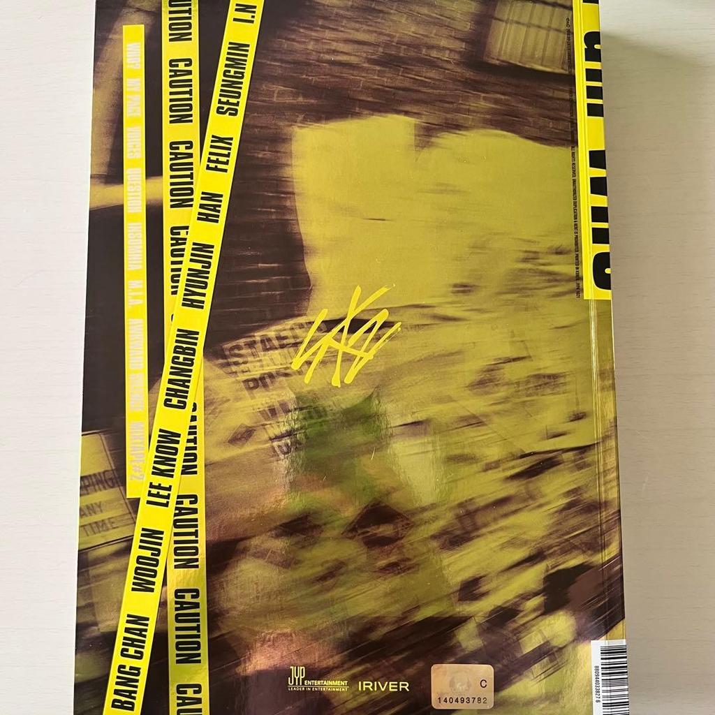 [USED] Stray Kids I Am WHO (CD Included)