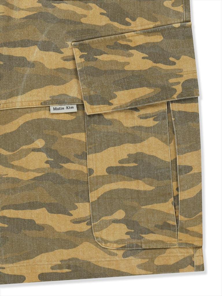 [Matinkim] Camouflage Cargo Bermuda Pants for Men in Camel