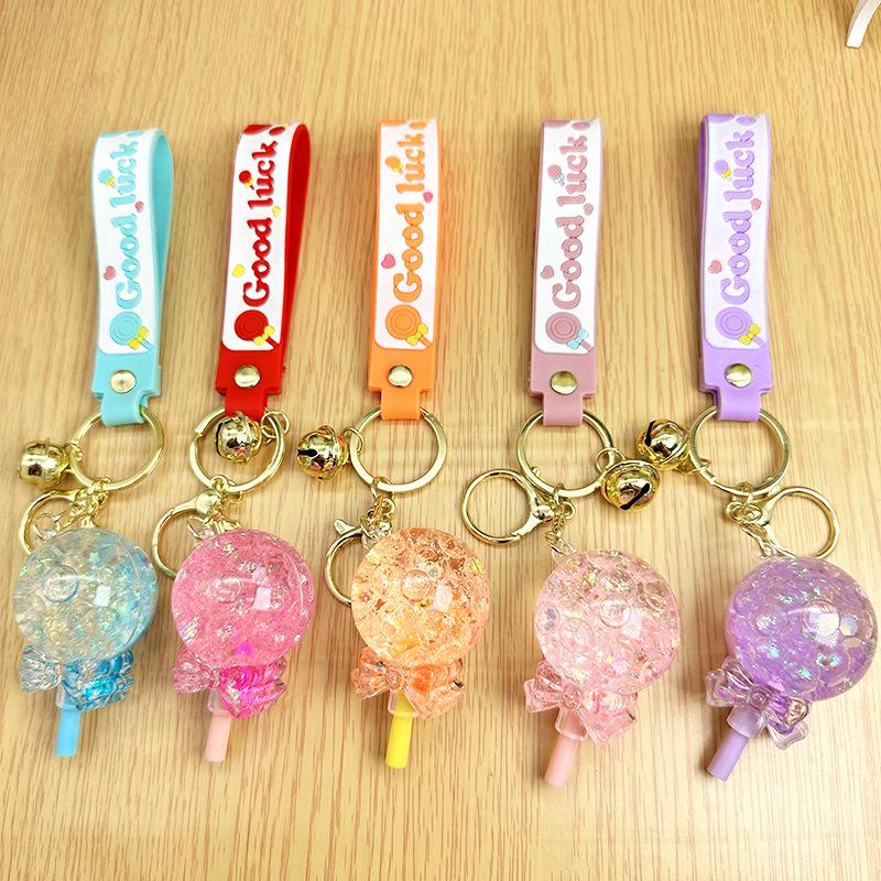 Изысканный брелок-леденец с плавающим песком: Милый брелок для школьных сумок девочек