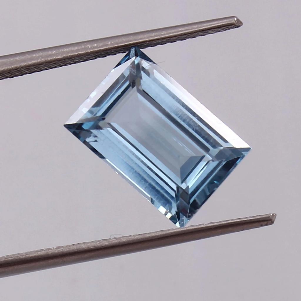 Natural Brazilian Blue Aquamarine 10 Ct Baguette Shape Loose Gemstone