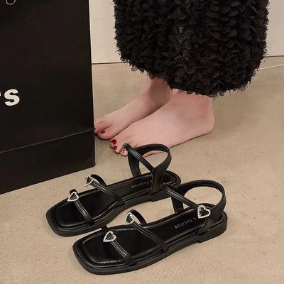 Модные темпераментные сандалии 2024 лето новые однотонные с сердечком удобные повседневные на плоской подошве нескользящие сандалии Zapatos De Mujer