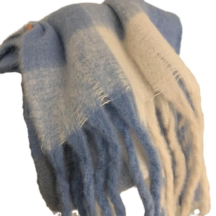 2025 New Scarf Women's Winter Atmosphere Blue and White Plaid Fashion Versatile Shawl Thickened Warm Scarf
