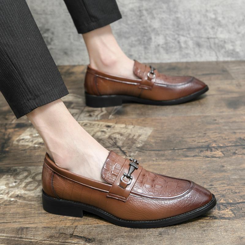 Внешняя торговля большой размер мужские туфли из кожи с тиснением под крокодила с острым носком, деловые туфли-однопедальки, размер 46, осенние новые кожаные туфли