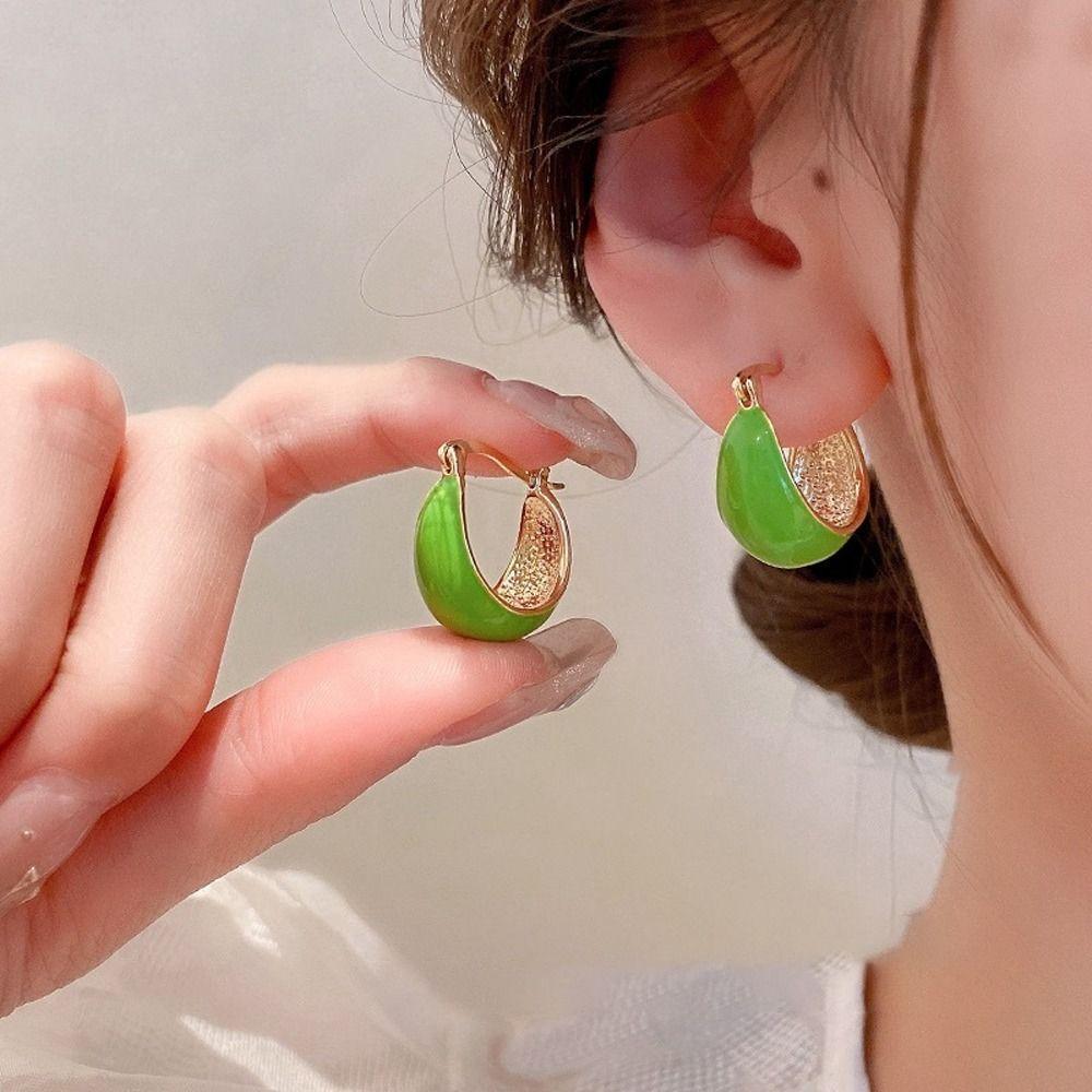 U Shape Fashion Jewelry Korean Style Earrings Girl Stud Earrings Women Round Earrings Ear Buckle