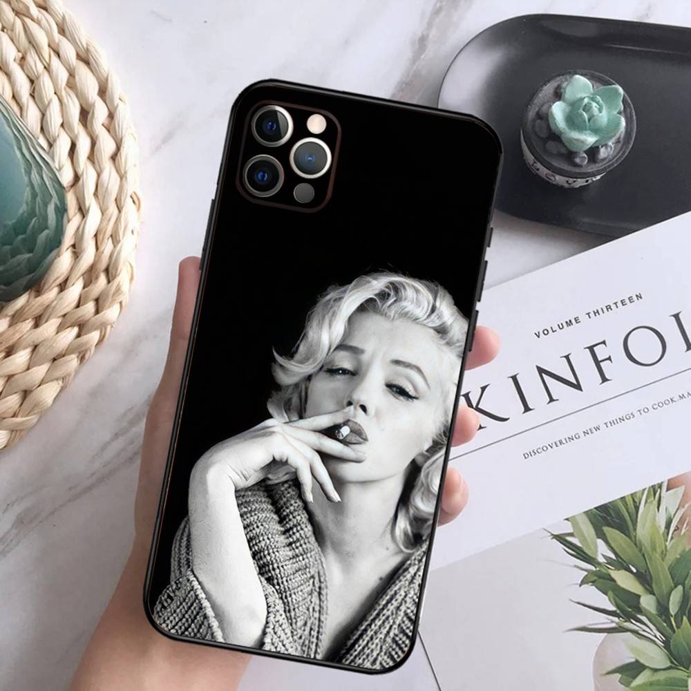 Sexy Girl M-Marilyn M-Monroe Phone Case For iPhone 16,15,14,13,12 Mini 11 Pro XR,X,XS,MAX 7,8 Plus Silicone Cover Soft Black