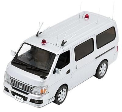Hikoseven RAI'S 143 Nissan Caravan (E25) Радиомашина Департамента безопасности штаб-квартиры полиции (Готовая модель)