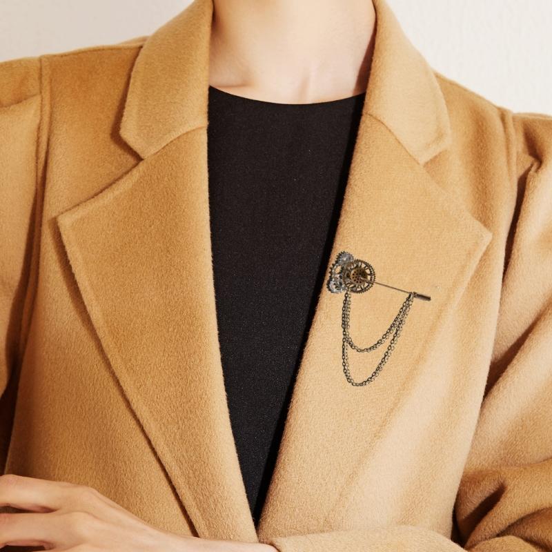 Steampunk Lapel Pin Gothic Vintage Gear Brooches with Metal Chain Badges Jewelry Collar Pin for Women Man Party Gifts