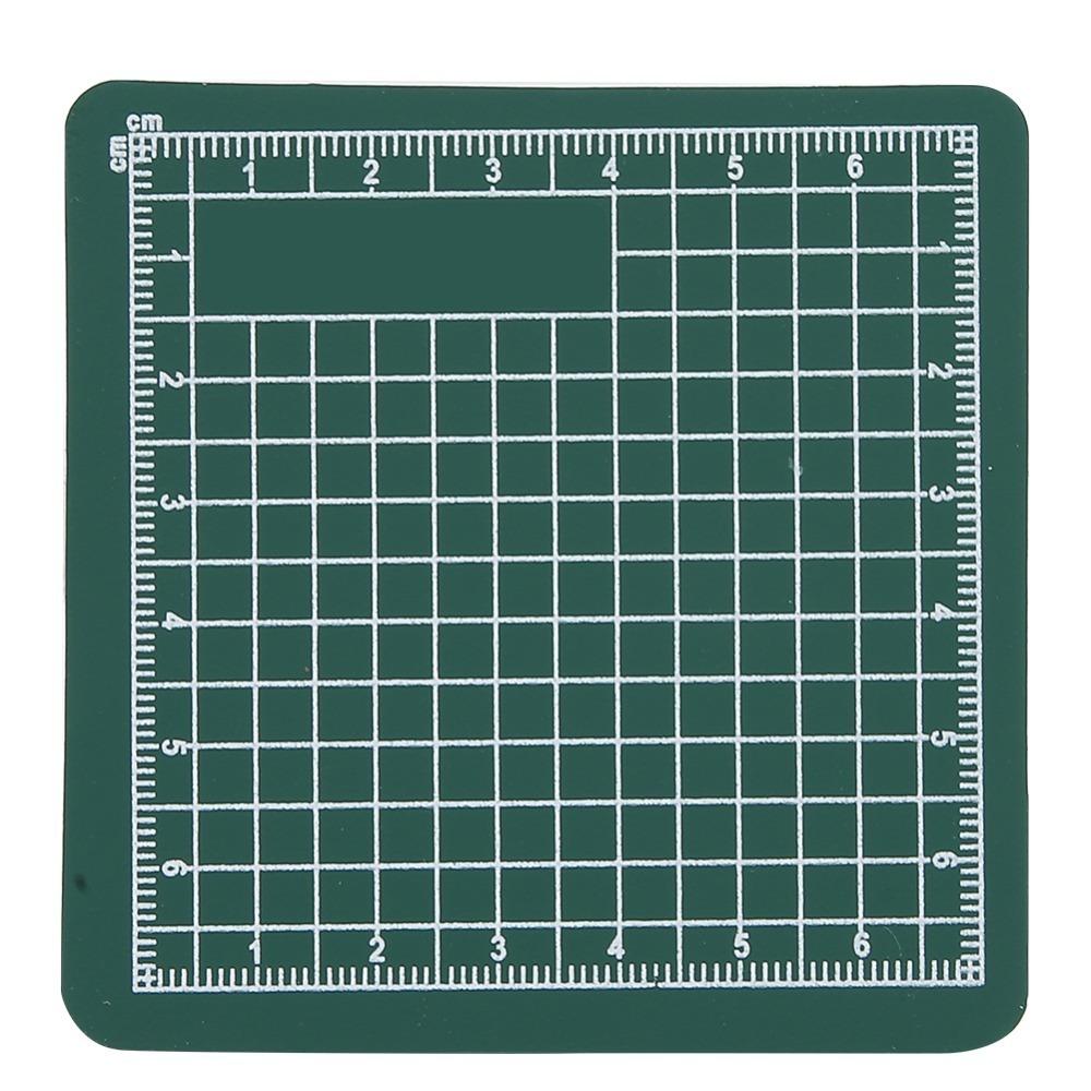 2pcs 8x8cm Cutting Mat Square Paper Cutting Board Anti Slip Craft Cutting Mat Hand Account DIY