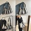 Fashionable 2024 Large Capacity Striped Canvas Tote Handbag For Daily Use