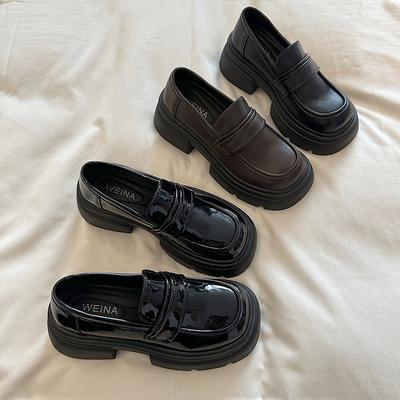 Лоферы женские 2025 новая весенняя женская обувь универсальная платформа с одной педалью черные одинарные туфли британский стиль маленькие кожаные туфли