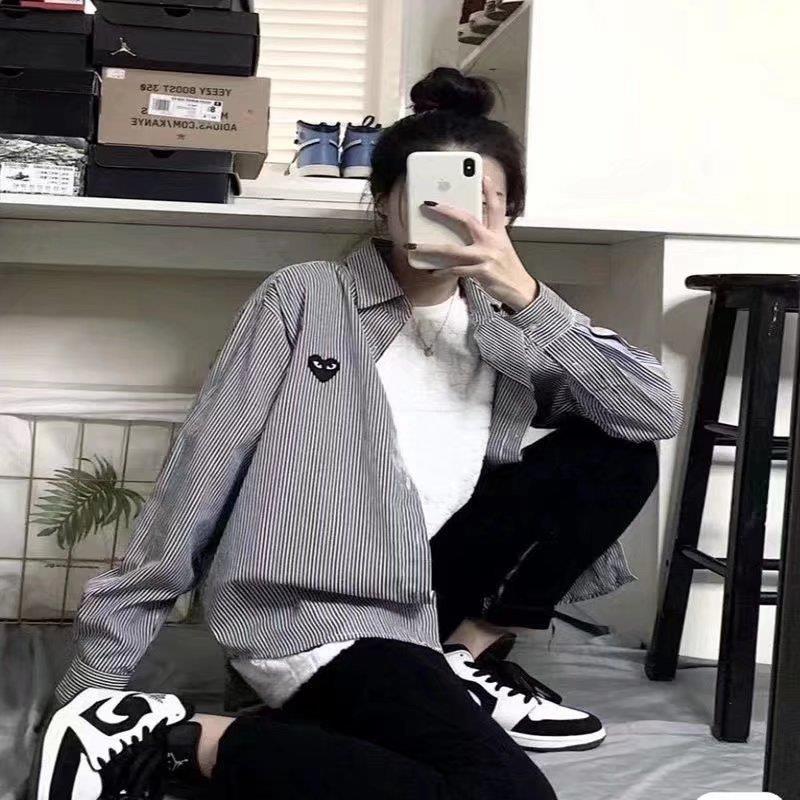 Синие полосатые рубашки для пар 2022 года: Мужская вертикальная сине-белая кофта с длинным рукавом, уникальный женский дизайн