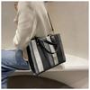 On The New Striped Simple Canvas Bag Autumn Korean Version Large Capacity Shoulder Bag Simple Foreign Fashion Bag