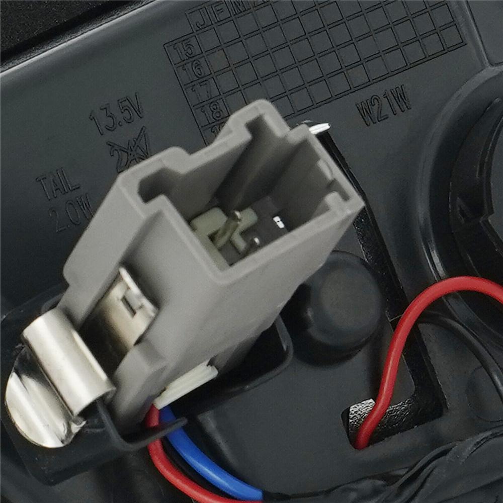 Rear Left Inner Side Tail Light Brake Lamp CH2802117 For Jeep Compass 2017-2021