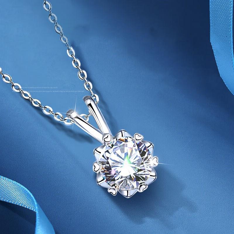 1 Karat Moissanite Snowflake Necklace Women's 925 Sterling Silver Fashion Silver Ornaments Necklace