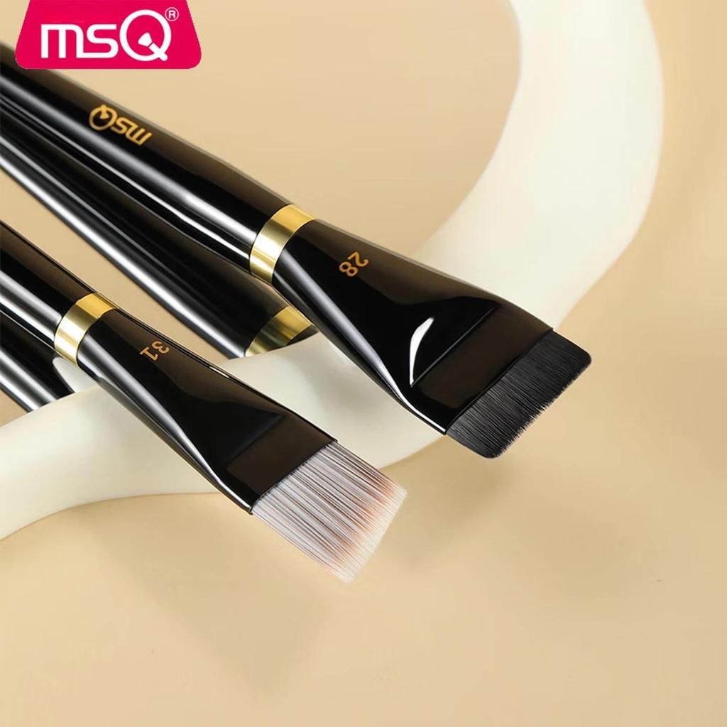 MSQ Piano Master No.28 Flat Foundation Brush, Flat Head, Non-Absorbent, for Liquid Foundation, 1 Pack