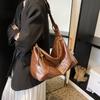 Retro Bag Women's Large-capacity New Versatile Shoulder Messenger Bag, Premium Texture Commuter Dumpling Bag