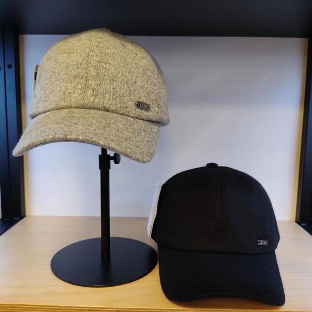 Elle (Authentic) Knit Ball Cap EL16UCW013