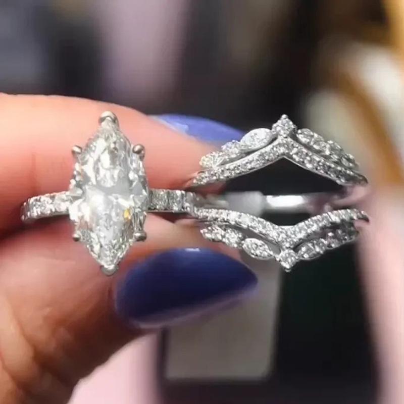 Huitan Marquise Cubic Zirconia Rings Set for Women 2-pieces Crystal Rings Luxury Trendy Wedding Band Accessories Modern Zircon