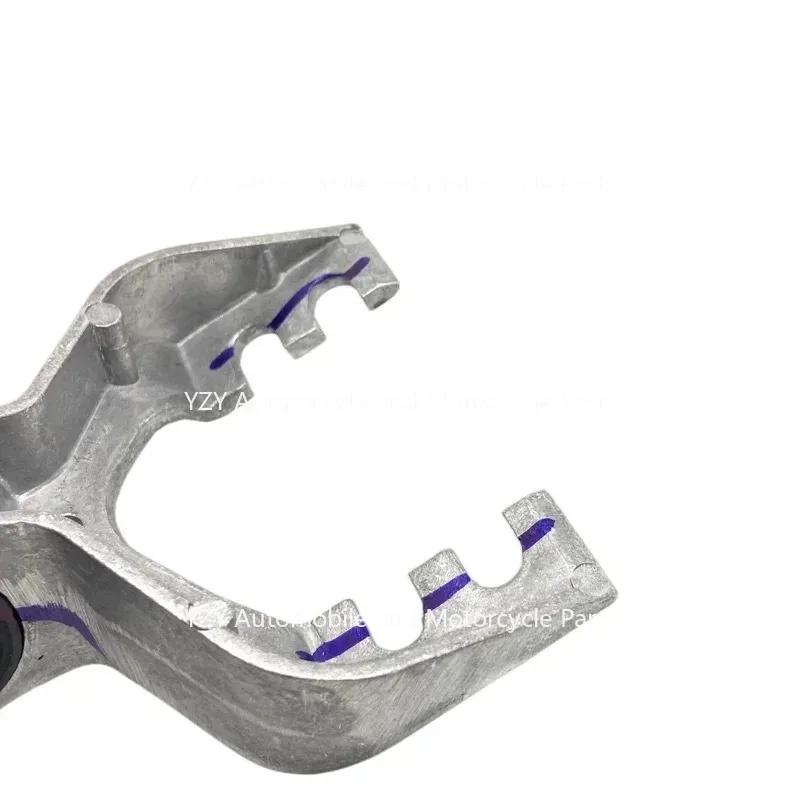 Для Ford Kuga 13-17 глушитель подъемная проушина кронштейн выхлопной трубы задний подвес