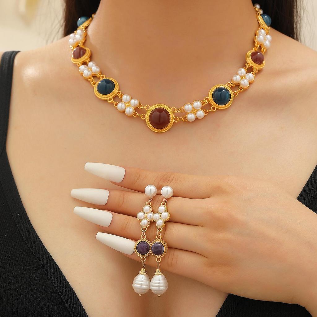 Medieval Vintage Court Style Fashion Geometric Imitation Pearl Double Layered Necklace Pendant Earrings Set Clavicle Chain