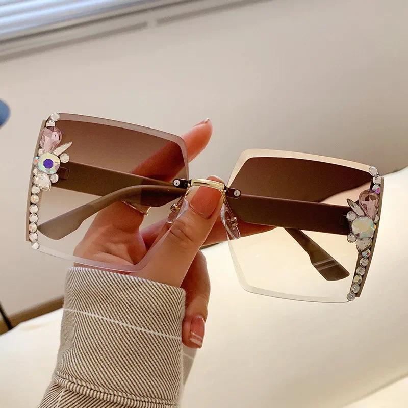 Fashion Oversized Square Sunglasses Women Luxury Brand Vintage Rimless Sun Glasses Diamond Decoration Eyeglasses Uv400