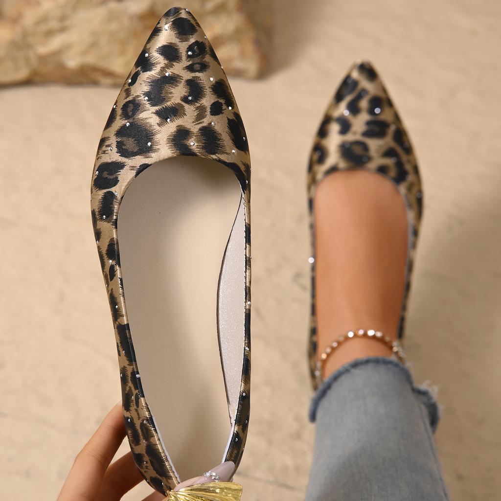 Fashion Leopard Shoes 2025 New Women Flats Woman Casual Shoes Pointe Toe Spring Summer Flat Fashion Ladies Shoes Slip-on Big Size