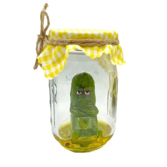 Grumpy Pickle Sculpture In Clear Jar Sad Anxious Pickled Cucumber Figurine Statue Home Office Desktop Decoration Ornament Christmas Gift