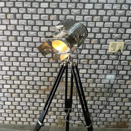 Морской прожектор напольный светильник дизайнерский хром с черным деревянным штативом 177,8 см студия домашний декор подарок на новоселье