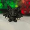 Decorative Pla Ornament 3D Printed Bat Figurine with Knitted Texture, Cartoon Halloween Decoration, Handmade Style Statue Cute Animal for Desk