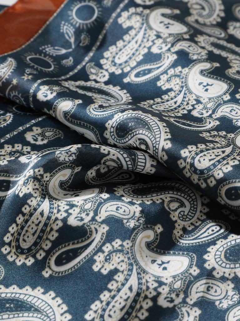 Custom Printed Thin Silk Square Scarf Luxury Women's Fashion Shawl in Autumn Polyester for Muslim Women's Head Scarf