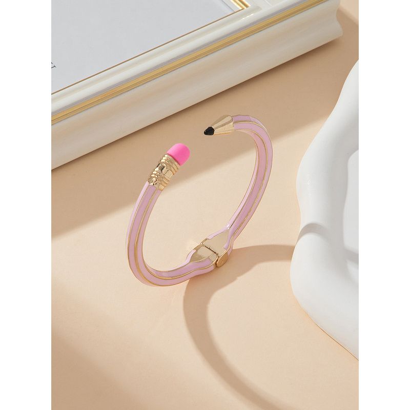 and Elegant Artistic Bracelet with a Unique European and American Light Luxury Design, Featuring a Pencil-Shaped Design That Is Fashionable and Trendy