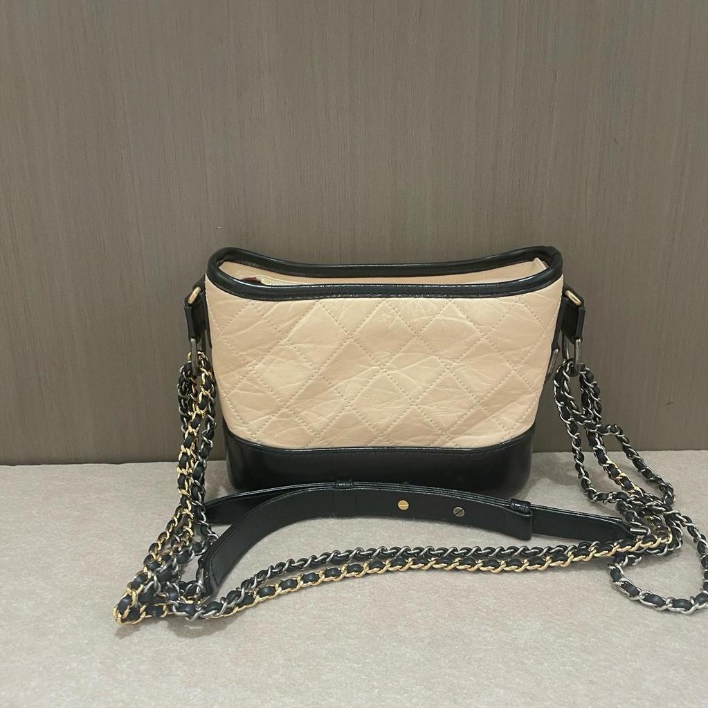 [Pre-Owned] Gabrielle Color Block Quilted Chain Leather Tote Shoulder Crossbody Bag Large - Very Good #1NWDH23
