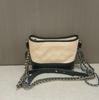 [Pre-Owned] Gabrielle Color Block Quilted Chain Leather Tote Shoulder Crossbody Bag Large - Very Good #1NWDH23