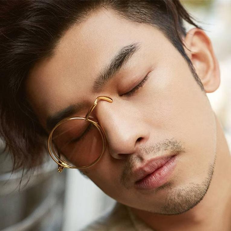 Cos Monocle Star с индивидуальным плоским зеркалом Hua Chenyu Chen Weiting Zhou Dongyu с очками для подиума