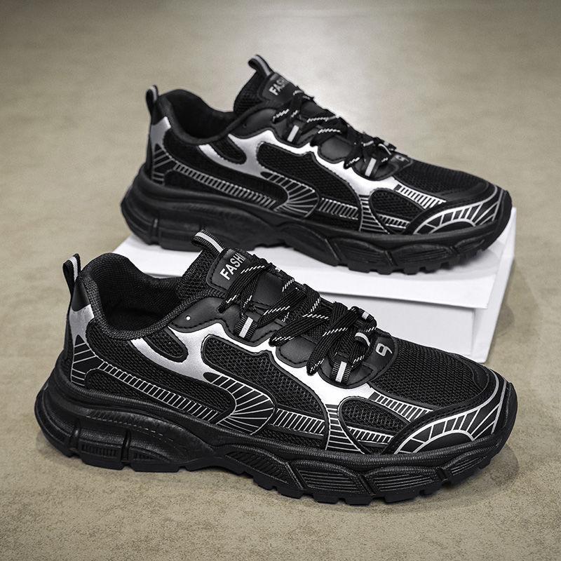 Новый стиль мужской обуви на лето Дышащая сетчатая спортивная обувь для мужчин Модная универсальная толстая подошва Нескользящая повседневная беговая обувь Обувь для папы