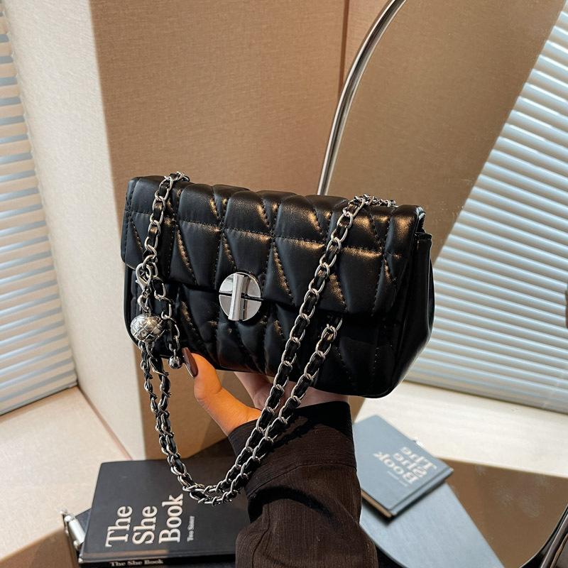 Сегодняшняя популярная маленькая сумка женская новая летняя универсальная сумка-мессенджер на цепочке на плечо маленькая квадратная сумка